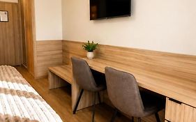 Stara Lipa Tasner Rooms With Free Parking & Kitchen & Garage